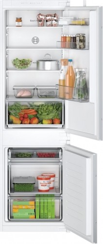 Bosch Serie 2 KIV86NSE0 fridge-freezer Built-in 267 L E White image 1