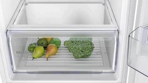 Bosch Serie 2 KIV86NSE0 fridge-freezer Built-in 267 L E White image 2