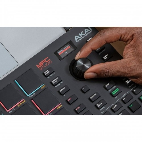 Звуковой контроллер Akai MPC Studio MK2 image 3