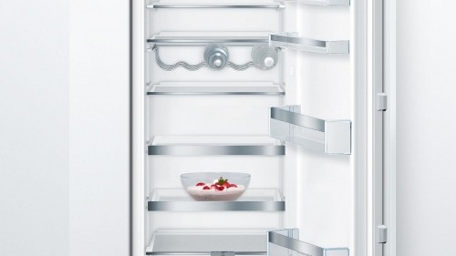 Встраиваемый xолодильник Bosch KIR81AFE0 image 4