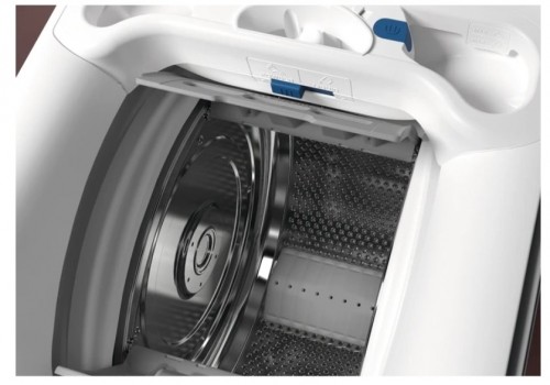 Electrolux EW6TN4062P washing machine Top-load 6 kg 1000 RPM D White image 4