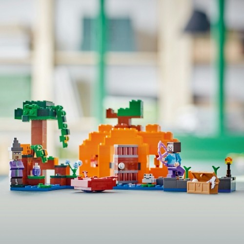 21248 LEGO® Minecraft™ The Pumpkin Farm image 4