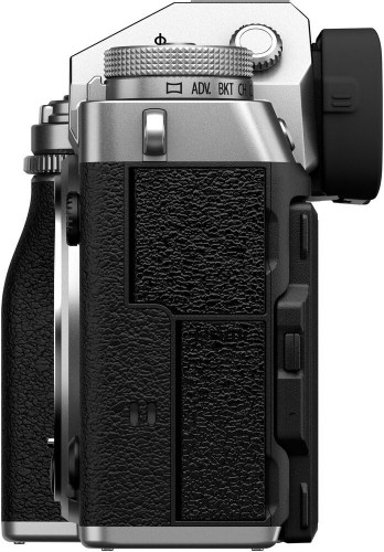 Fujifilm X-T5 body, silver image 5