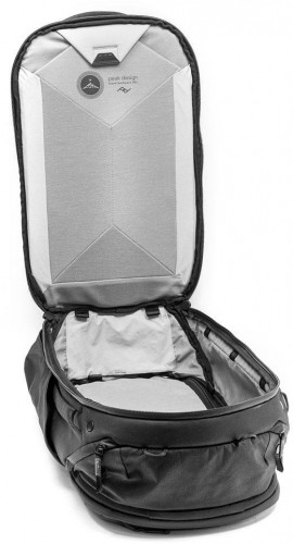 Peak Design Travel Backpack 45L, black image 1