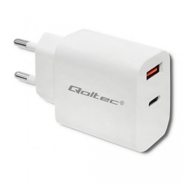 Qoltec 51714 power adapter/inverter Indoor 18 W White