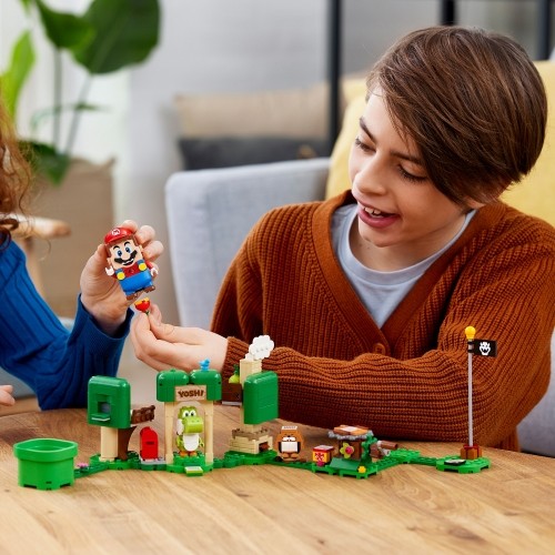 71406 LEGO® Super Mario Yoshi’s Gift House Expansion Set image 2