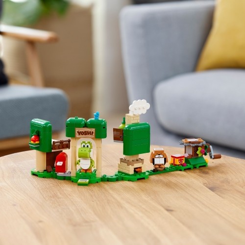 71406 LEGO® Super Mario Yoshi’s Gift House Expansion Set image 4