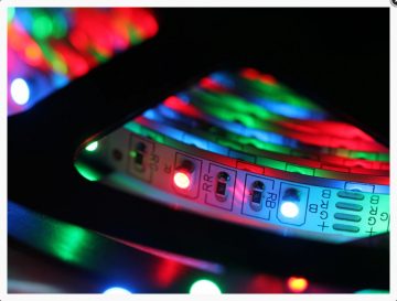Visional LED Virtenes / Lentes (5050/60 led/m; 14.4 W/m; 1200 lm/m; RGB; IP20; Professional) - 5 Metri