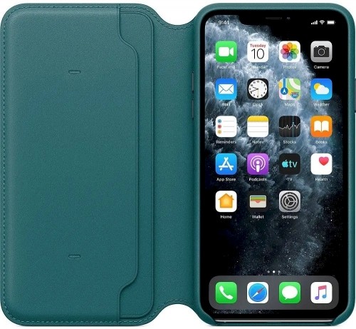 MY1Q2ZM|A Apple Leather Folio Case for iPhone 11 Pro Max Peacock image 2