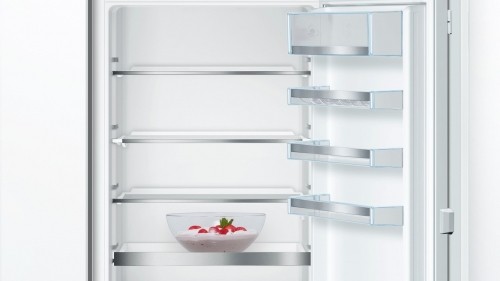 Bosch Serie 6 KIS86AFE0 fridge-freezer Built-in 266 L E image 2