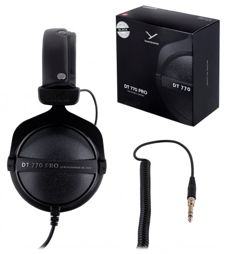 Beyerdynamic DT 770 Pro Black Limited Edition - closed studio headphones image 1