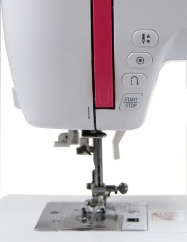 Łucznik Patrycja 2090 Automatic sewing machine Electromechanical image 1